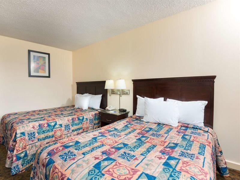 Rodeway Inn Philadelphia Dış mekan fotoğraf
