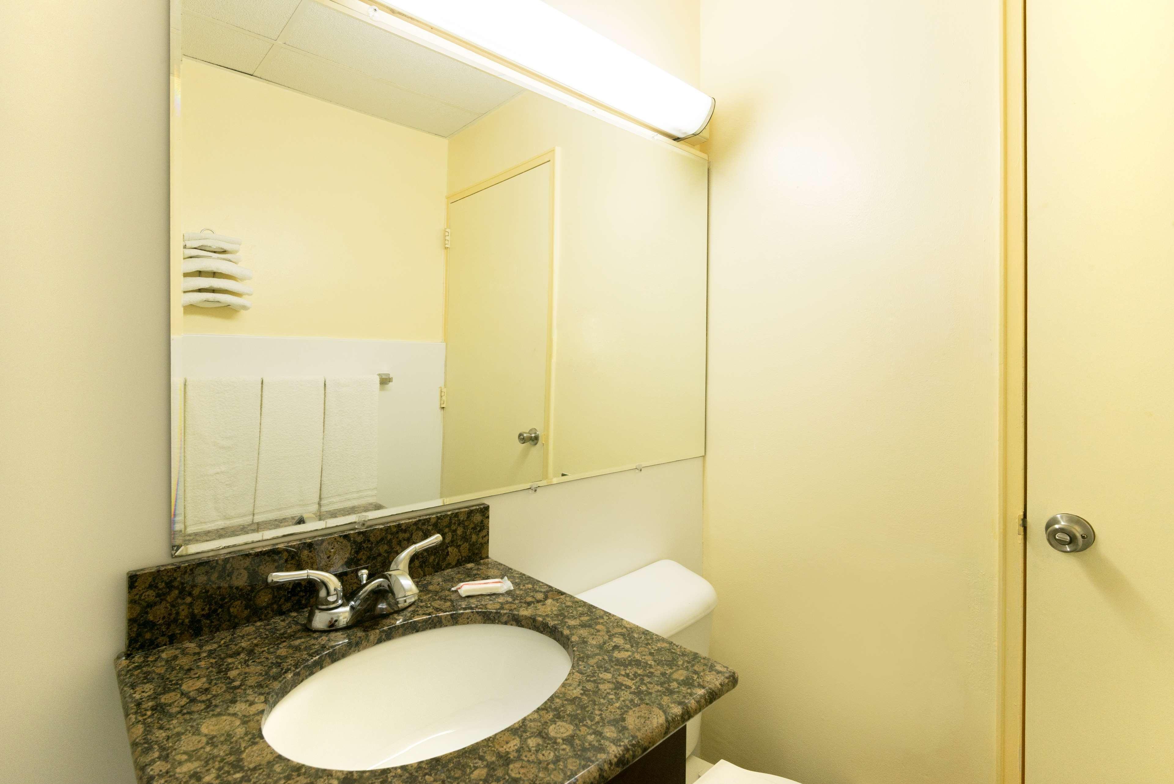 Rodeway Inn Philadelphia Dış mekan fotoğraf
