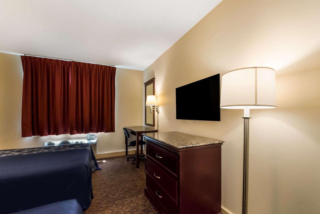 Rodeway Inn Philadelphia Dış mekan fotoğraf